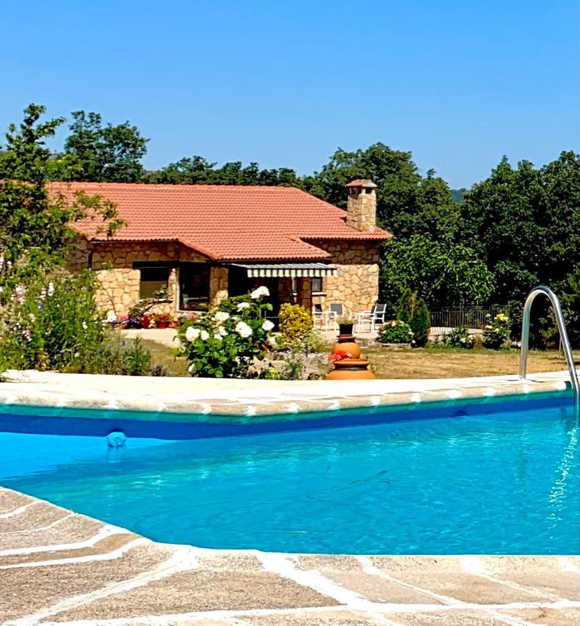 Casa Rural Fuentecillas Becedas Bagian luar foto
